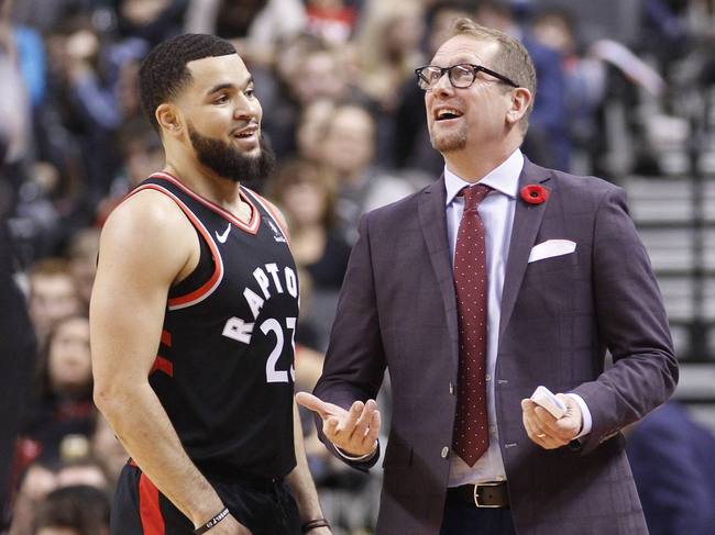 当季三次戴 当季三次戴