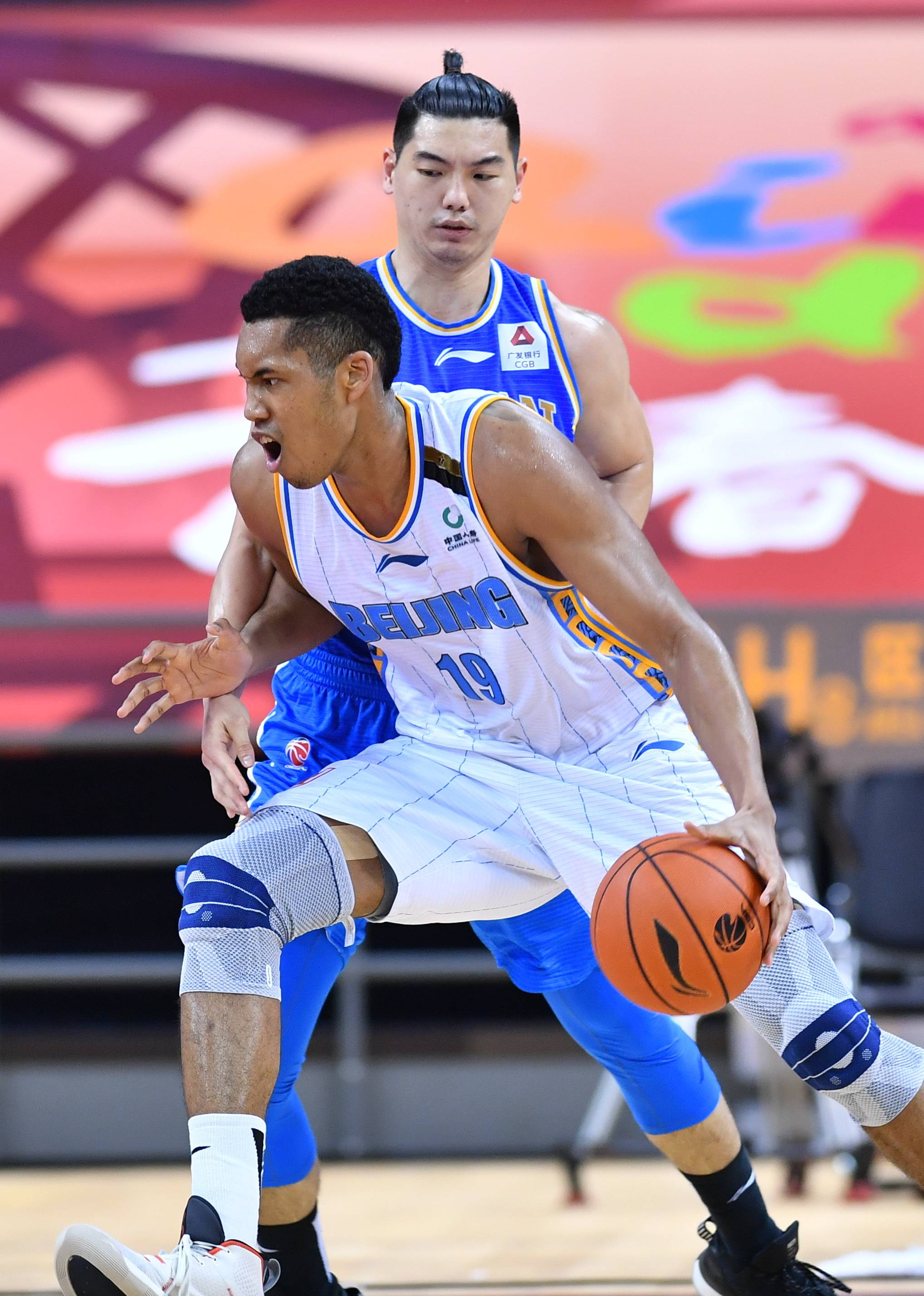 在欧洲足坛 在欧洲足坛