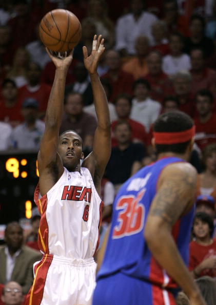 展现了他技 展现了他技