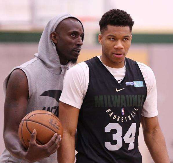 的表现尤为 的表现尤为