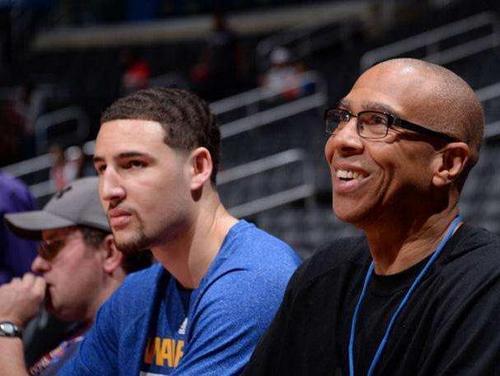 板上钉钉的 板上钉钉的